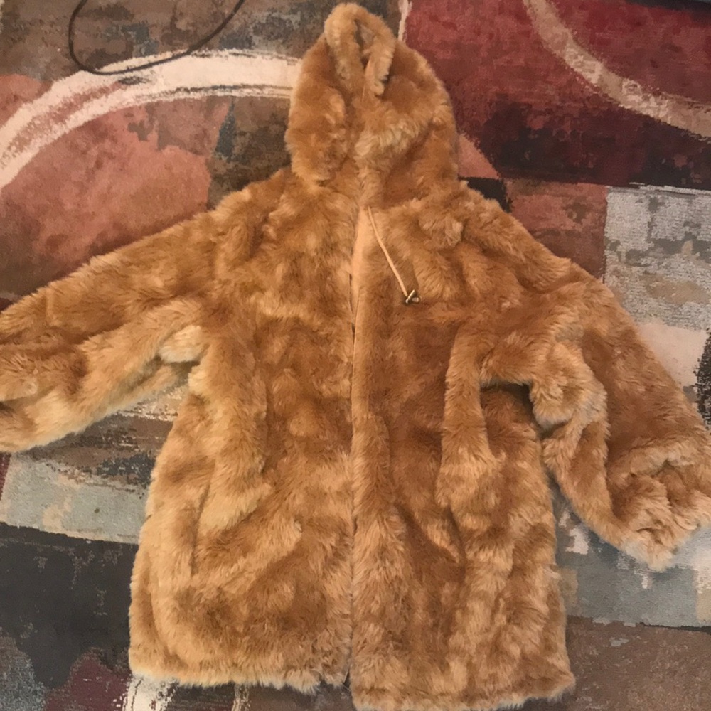 Reversible woman’s faux fur jacket